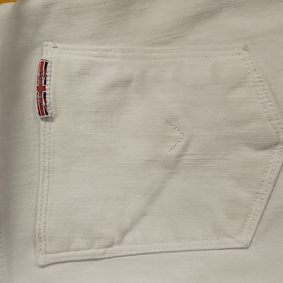 HUDSON Women's Amelia Mid Rise Knee Short Optical White Sz 27 EUC MSRP $145 - Picture 10 of 12